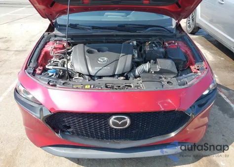2019 Mazda Mazda3 Preferred Package z USA, uszkodzony, nr VIN JM1BPAMM2K1135386